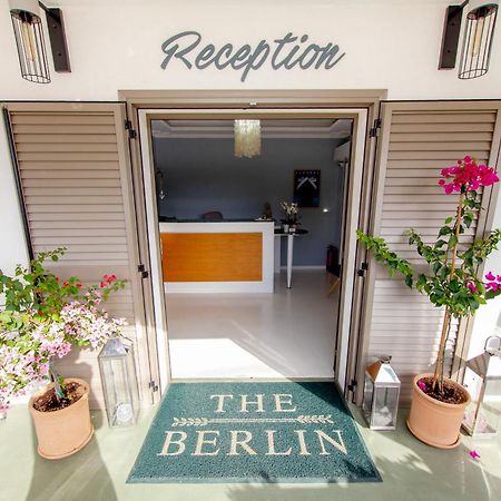 T H E Berlin Studios And Suites เนอาวรัสนา ภายนอก รูปภาพ