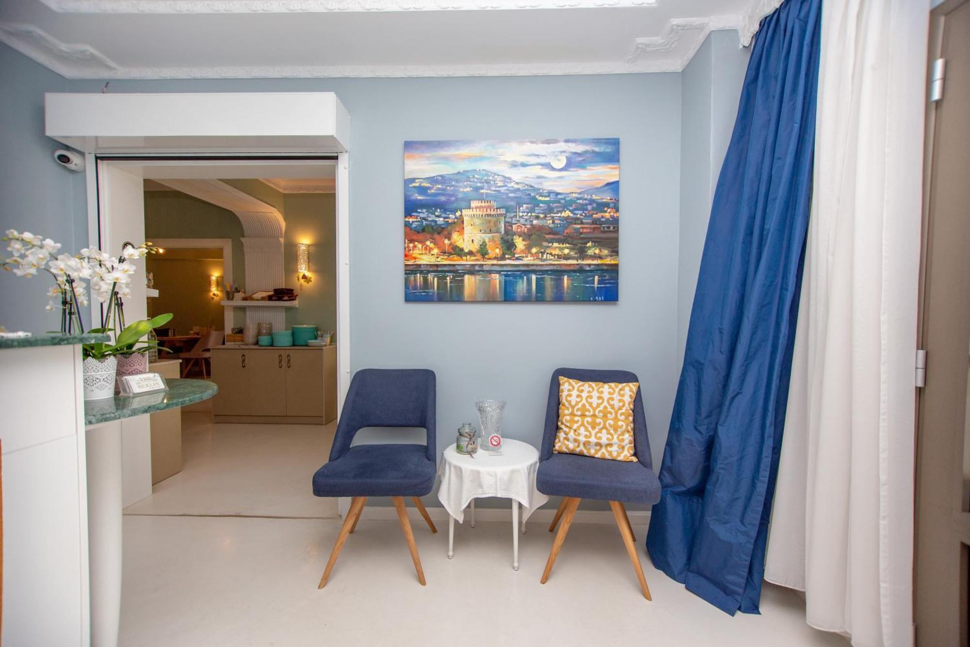 T H E Berlin Studios And Suites เนอาวรัสนา ภายนอก รูปภาพ