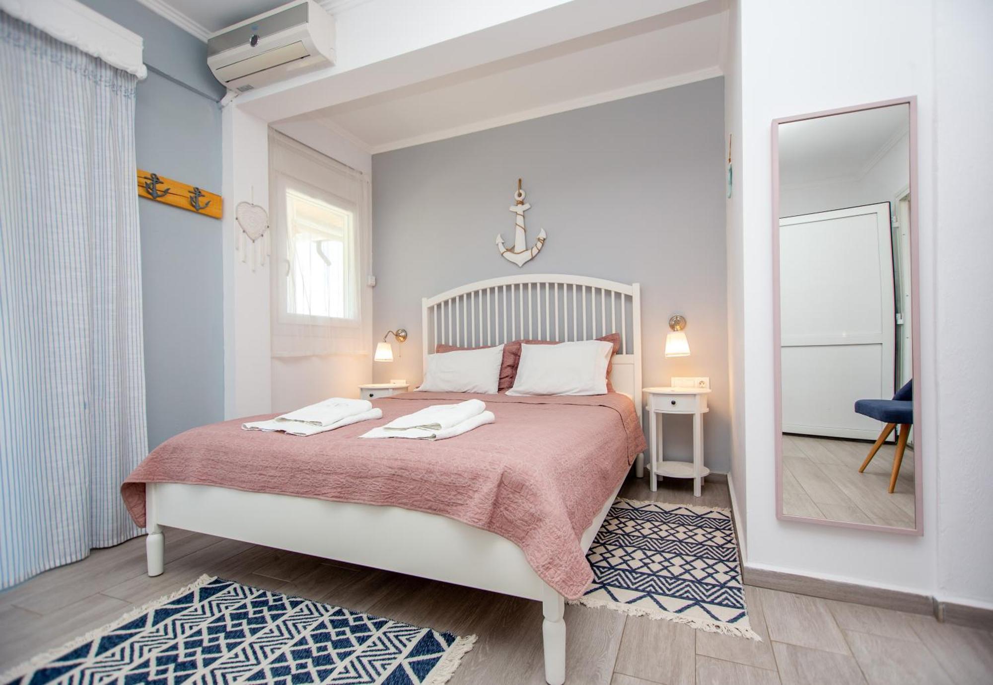 T H E Berlin Studios And Suites เนอาวรัสนา ภายนอก รูปภาพ