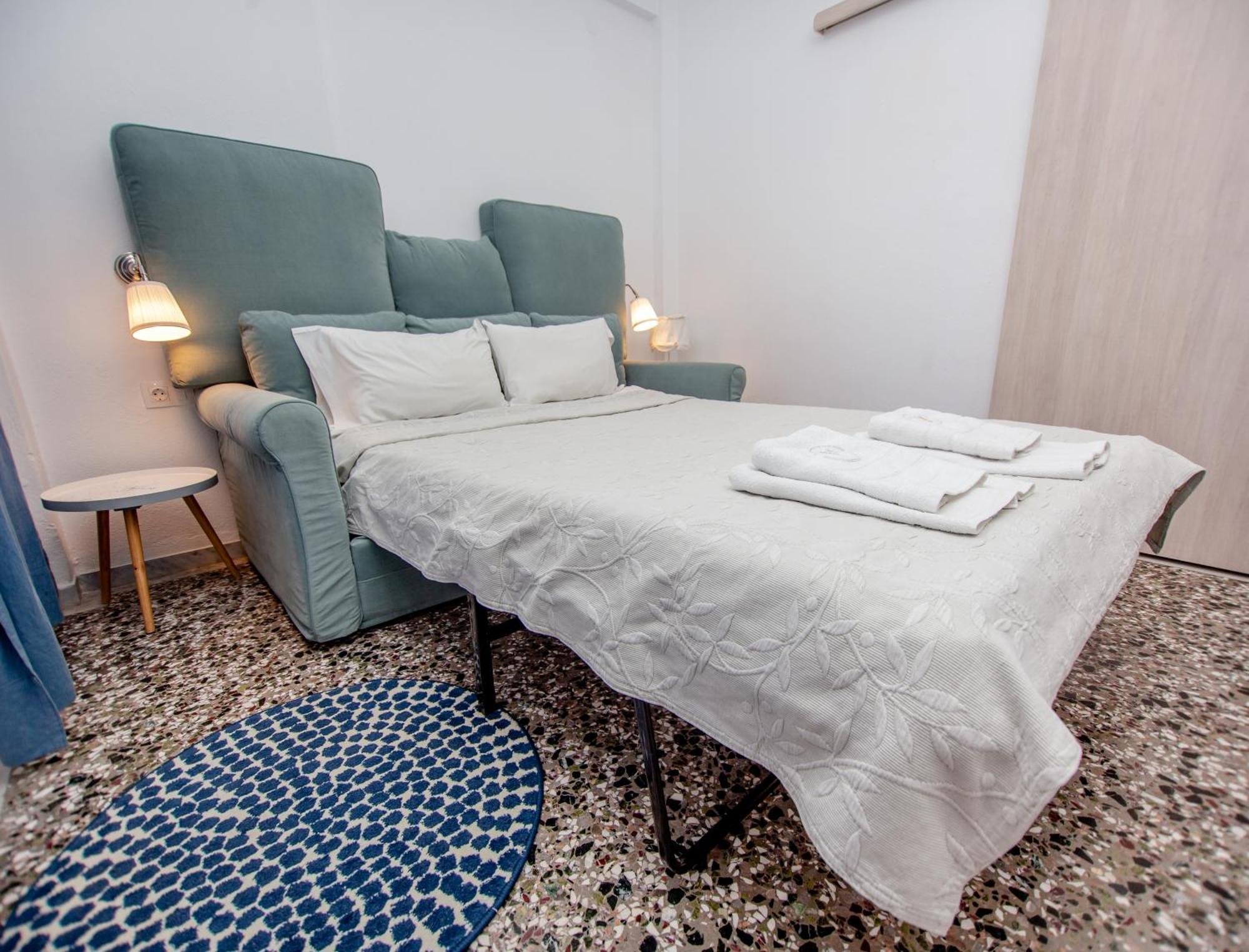 T H E Berlin Studios And Suites เนอาวรัสนา ภายนอก รูปภาพ