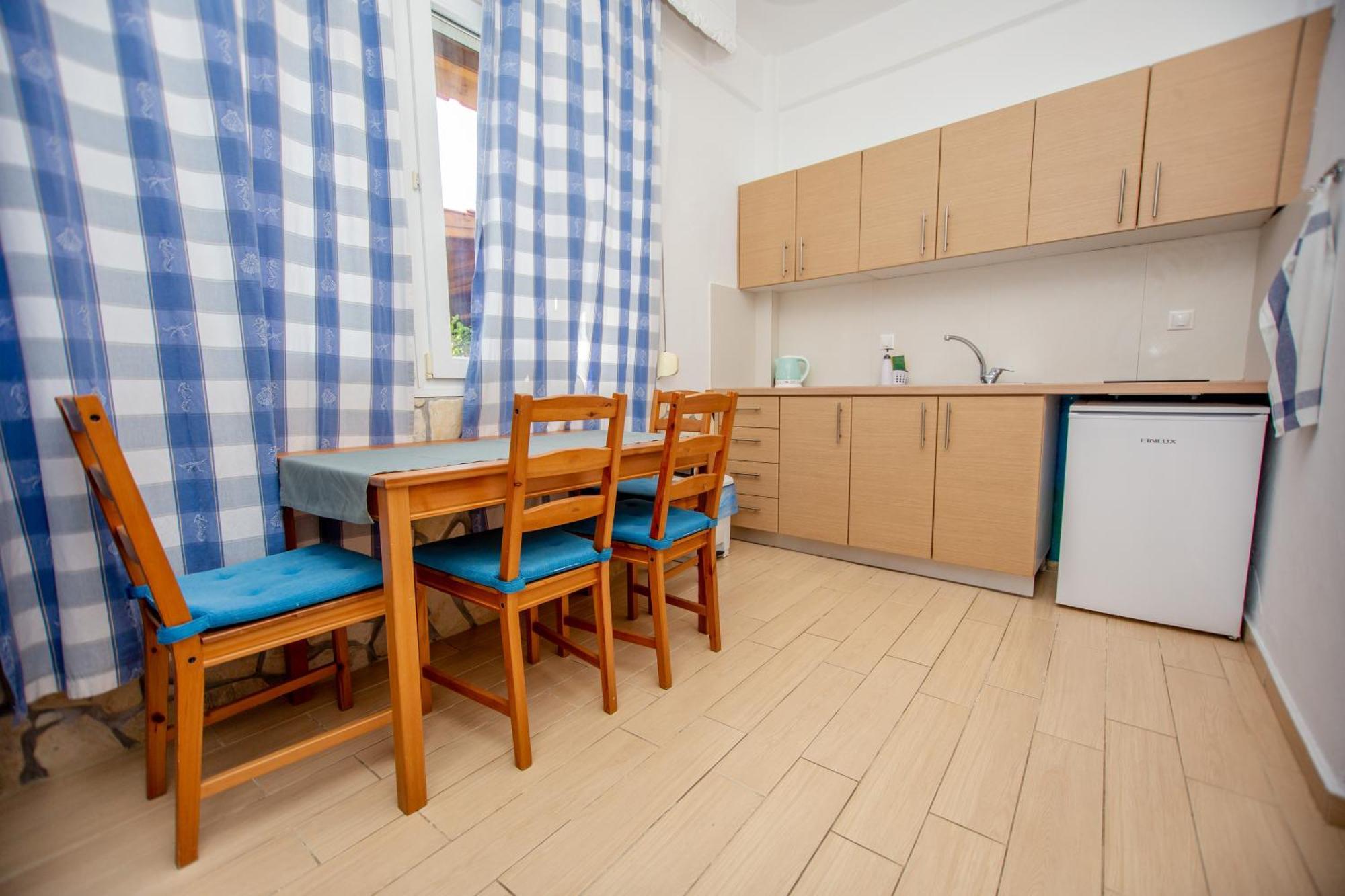 T H E Berlin Studios And Suites เนอาวรัสนา ภายนอก รูปภาพ